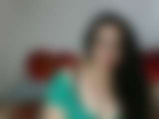 amazon-fire MILF webcam performer live streaming
