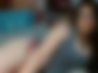 amazon-fire MILF webcam performer live streaming