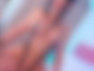 Live cam show with Samantha Blaze - Public on livesexfox.com