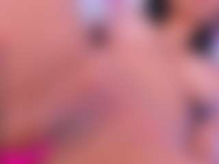 Live cam show with Samantha Blaze - Dildo on Latina Girls