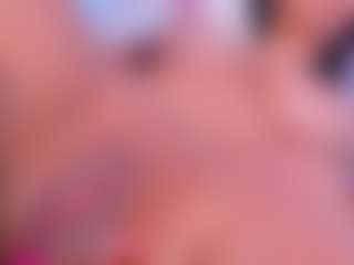 Live cam show with Samantha Blaze - Striptease on TeamSkeetLive