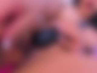 Live cam show with Samantha Blaze - Camel Toe on thefappeningchat.com