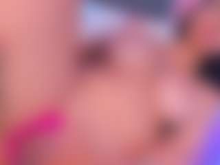 Live cam show with Samantha Blaze - Camel Toe on CamSodaAdn