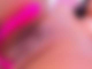 Live cam show with Samantha Blaze - Lush Lovense on TottyGirls