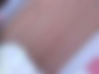 Live cam show with Samantha Blaze - Public on Dolls Live