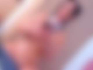 Live cam show with Samantha Blaze - Bedroom on Dolls Live