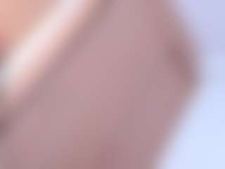 Live cam show with Samantha Blaze - Camel Toe on ObeyMaria