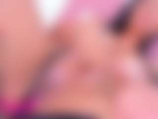 Live cam show with Samantha Blaze - Brown Eyes Big Tits on 1on1-livenow