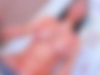 Live cam show with Samantha Blaze - Big Tits on StripNow