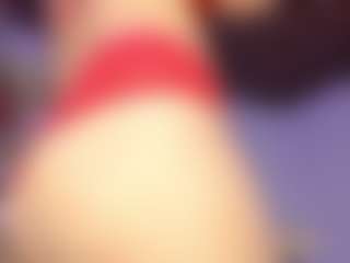 anastasia-bee MILF webcam performer live streaming