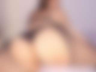 Live cam show with anastasia-bee - Bikini on Camversity