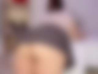 anastasia-bee MILF webcam performer live streaming
