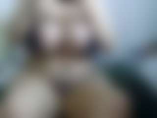 Live cam show with AmberAlena - Toys on xDating