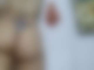 Live cam show with AmberAlena - Strip on Cam Slut
