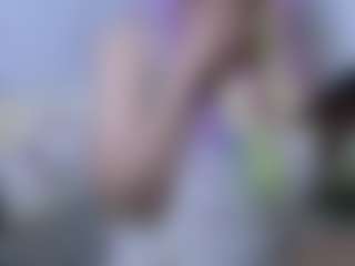 Live cam show with AmberAlena - Bedroom on Soda Cam