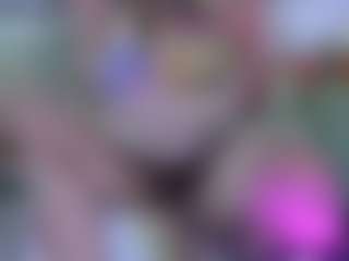 Live cam show with AmberAlena - Dildo Or Vibrator on AdultVida.com