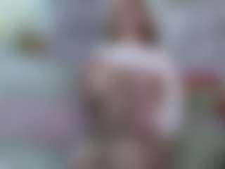 Live cam show with AmberAlena - Sucking on WildCum