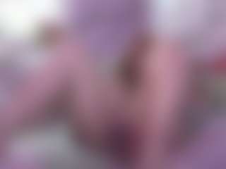 Live cam show with AmberAlena - Gamer Red Hair on Camsoda