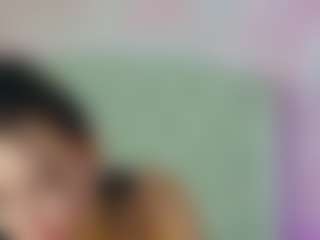Live cam show with Anna Star - Petite on MyBangCams