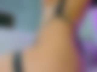 Live cam show with Anna Star - Average on studioflirtlive.com