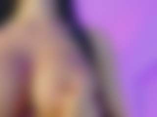 Live cam show with Anna Star - Average on AdultVida.com