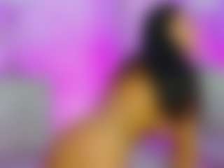 Live cam show with Anna Star - Squirt on Camsoda