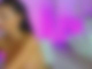 Live cam show with Anna Star - Skinny on Camsoda