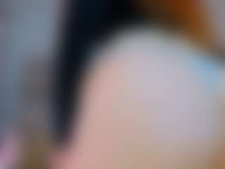 Live cam show with Decadance - Facial on Camming Site
