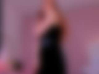 Live cam show with Decadance - Camel Toe on Camiplay Live