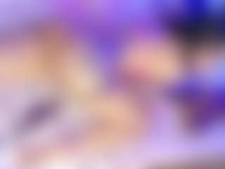 Live cam show with debbie - Belly on madthumbs