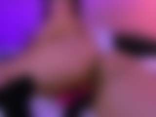 Live cam show with V I O L E T A - Natural on Camsoda Late Night