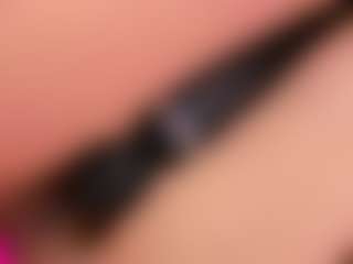 Live cam show with V I O L E T A - Wet on madthumbs