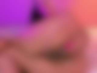Live cam show with V I O L E T A - Wet on Uber Horny