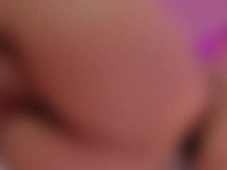 Live cam show with V I O L E T A - Flirt Ebony on madthumbs