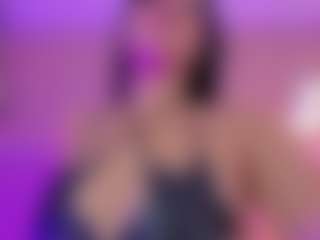 Live cam show with V I O L E T A - White Lovense on Camsoda | colombia