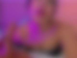 Live cam show with V I O L E T A - Anal on liverealitysex.com