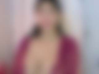Live cam show with Dulce_Sammy - Striptease MILF on Dolls Live