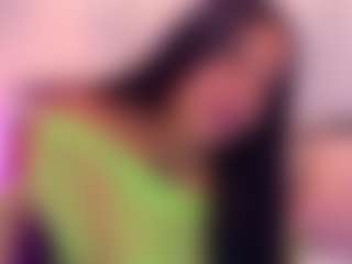Live cam show with valen-scott - Brown Eyes Curvy on Camsoda