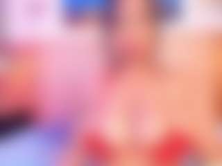 Live cam show with anniefoxx - Ebony on Dolls Live