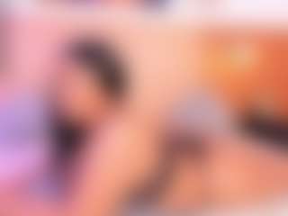 Live cam show with anniefoxx - Oil on Camsoda