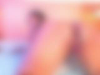 Live cam show with anniefoxx - Ebony on Chatstar | colombia