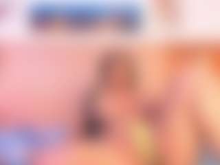 Live cam show with anniefoxx - Handjob on madthumbs