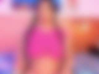 Live cam show with anniefoxx - Body Massage on Camsoda