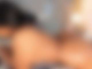 Live cam show with anniefoxx - Handjob on AdultVida.com