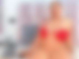 anniefoxx MILF webcam performer live streaming