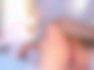 Live cam show with anniefoxx - Strip on Camiplay Live