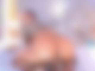 Live cam show with anniefoxx - Ride on slutload
