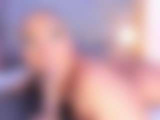 Live cam show with anniefoxx - Bedroom Black on xDating