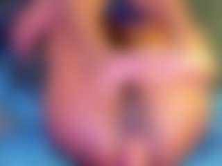 Live cam show with black-rosse - Double Penetration on Camming Site