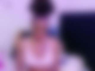 Live cam show with black-rosse - Butt Plug on Camsoda